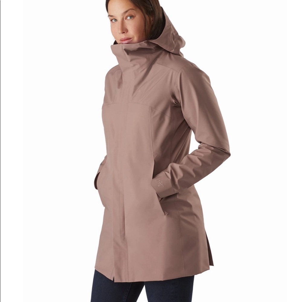 Arc’teryx Codetta GORE-TEX Raincoat
